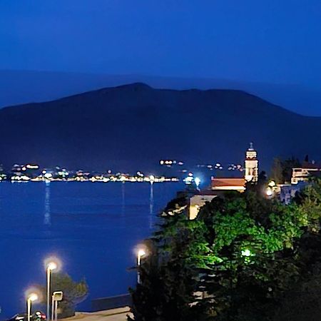 Villa Jade Apartments Front Row Sea View - Walk To Korcula Old Town Medvinjak Екстер'єр фото