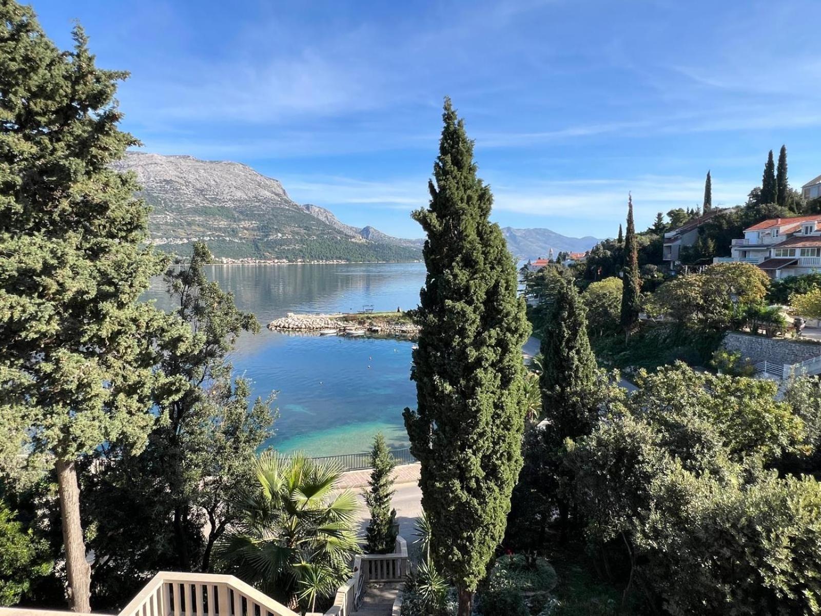 Villa Jade Apartments Front Row Sea View - Walk To Korcula Old Town Medvinjak Екстер'єр фото