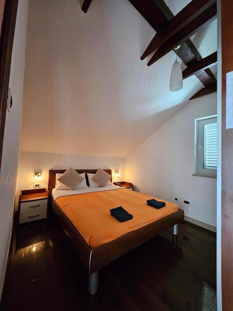 Villa Jade Apartments Front Row Sea View - Walk To Korcula Old Town Medvinjak Екстер'єр фото