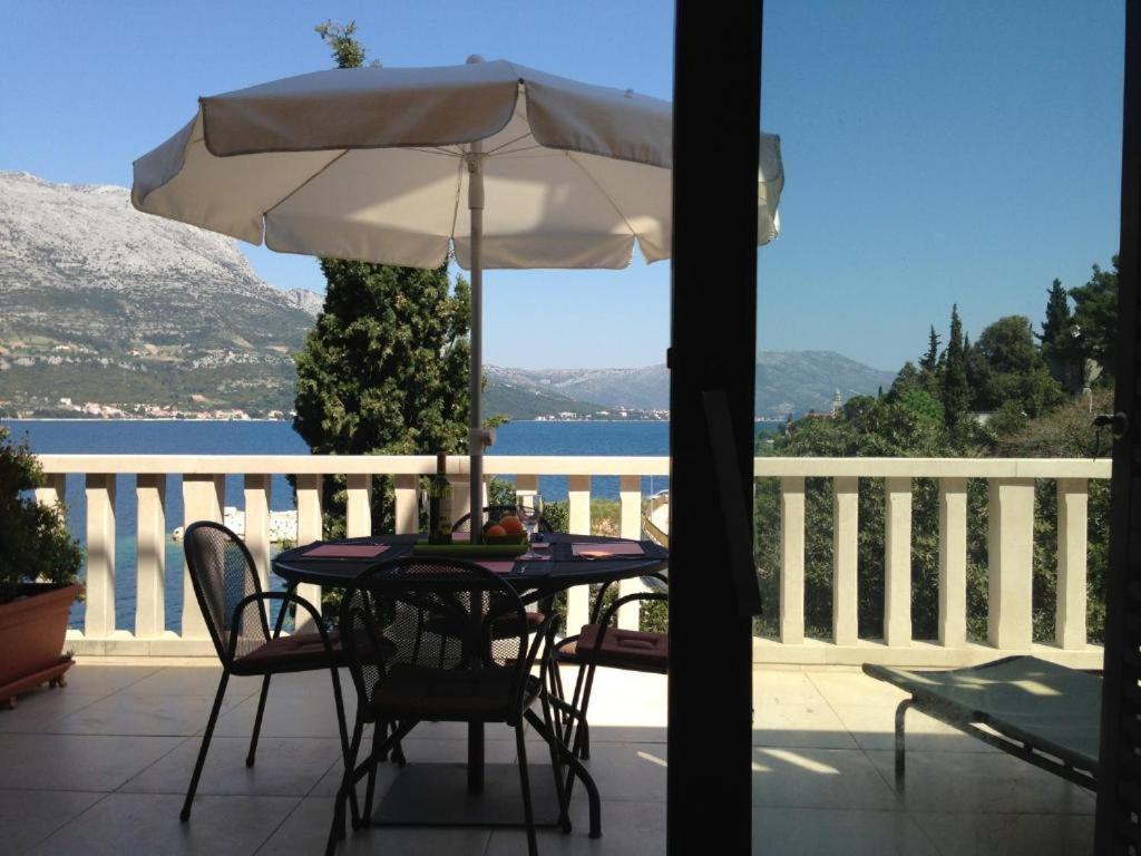 Villa Jade Apartments Front Row Sea View - Walk To Korcula Old Town Medvinjak Екстер'єр фото