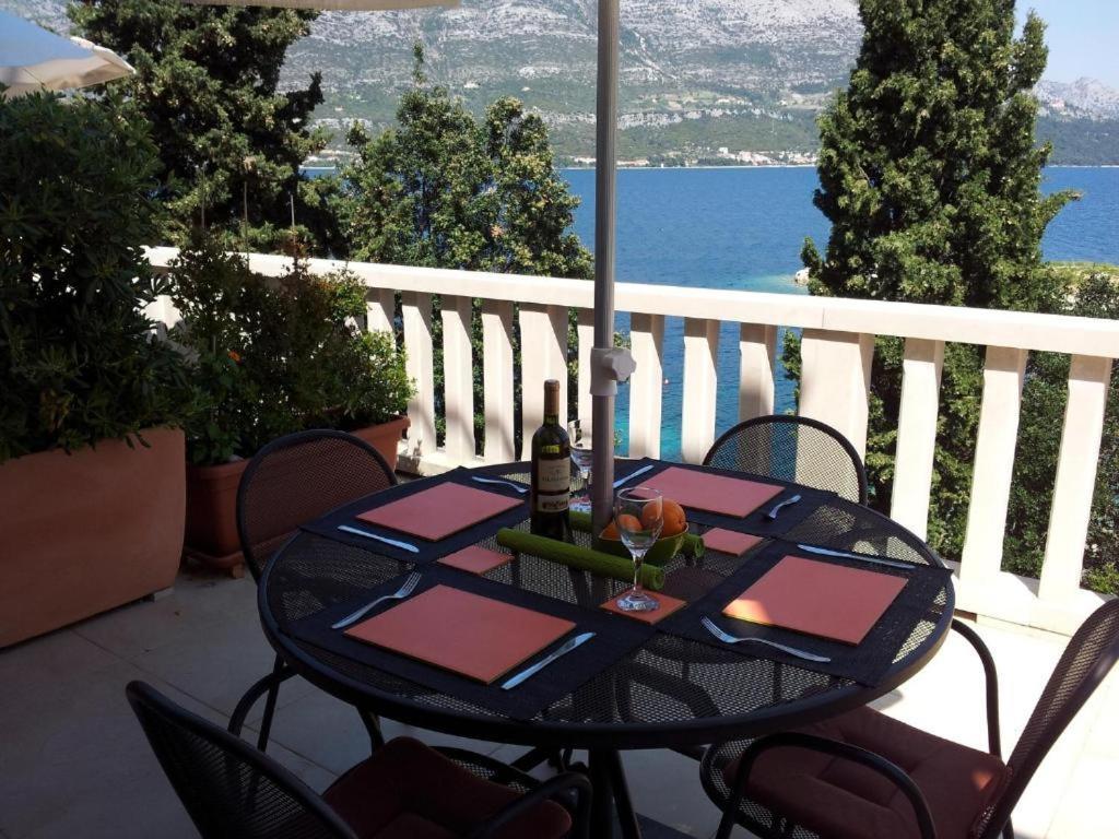 Villa Jade Apartments Front Row Sea View - Walk To Korcula Old Town Medvinjak Екстер'єр фото