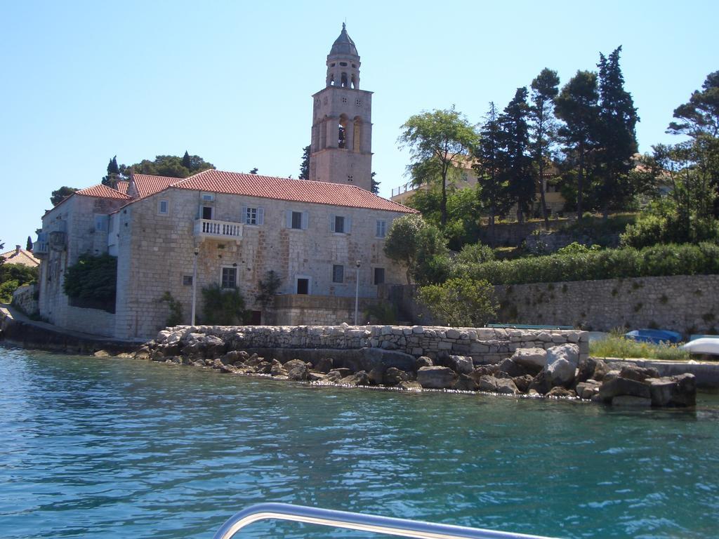 Villa Jade Apartments Front Row Sea View - Walk To Korcula Old Town Medvinjak Екстер'єр фото