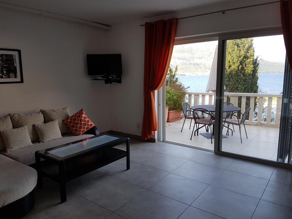 Villa Jade Apartments Front Row Sea View - Walk To Korcula Old Town Medvinjak Екстер'єр фото