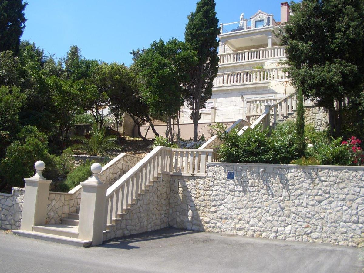 Villa Jade Apartments Front Row Sea View - Walk To Korcula Old Town Medvinjak Екстер'єр фото