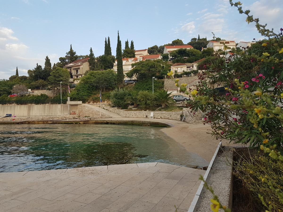 Villa Jade Apartments Front Row Sea View - Walk To Korcula Old Town Medvinjak Екстер'єр фото