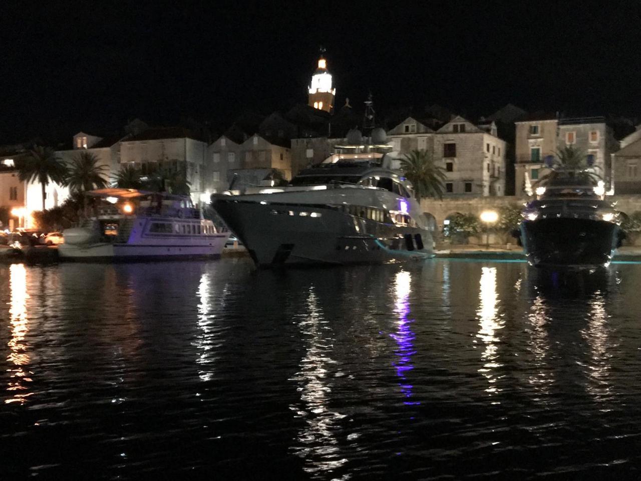 Villa Jade Apartments Front Row Sea View - Walk To Korcula Old Town Medvinjak Екстер'єр фото