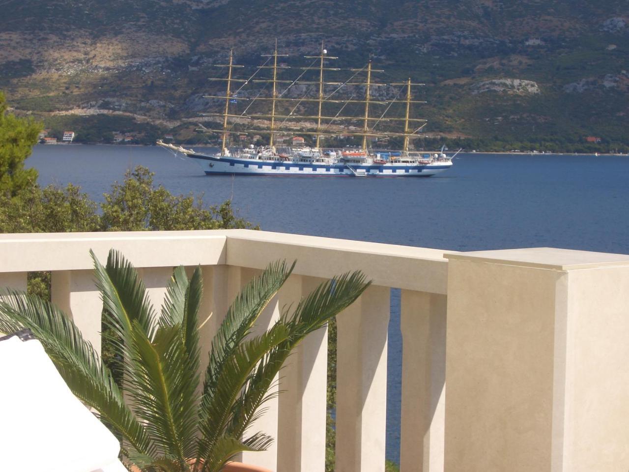 Villa Jade Apartments Front Row Sea View - Walk To Korcula Old Town Medvinjak Екстер'єр фото